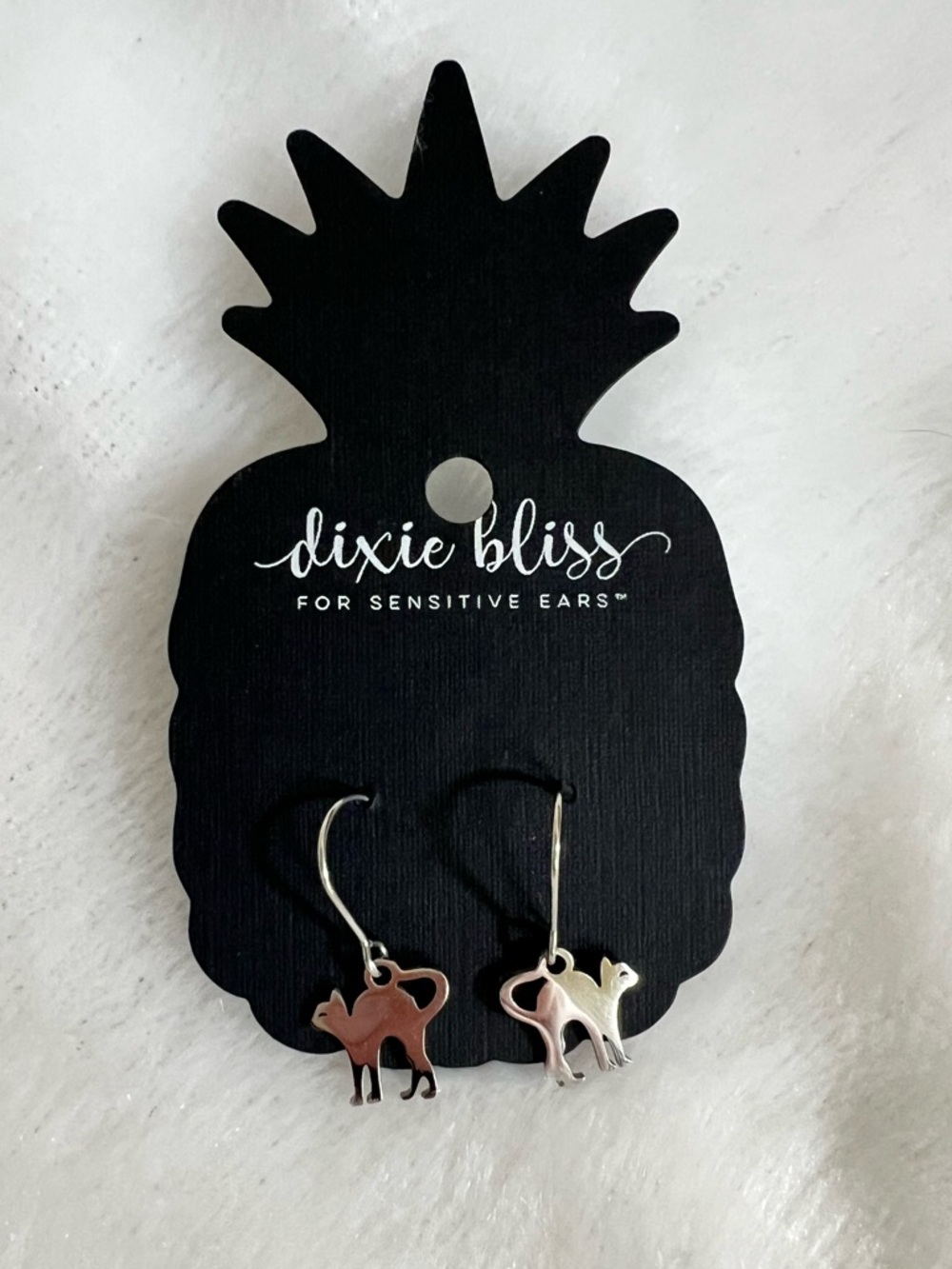 Dixie Bliss Cat Dangle Earrings -Silver